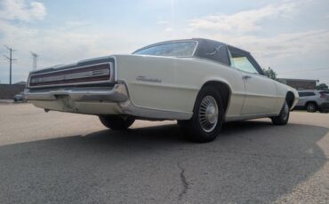 Ford-Thunderbird-1967-Diamond-Green-Green-23
