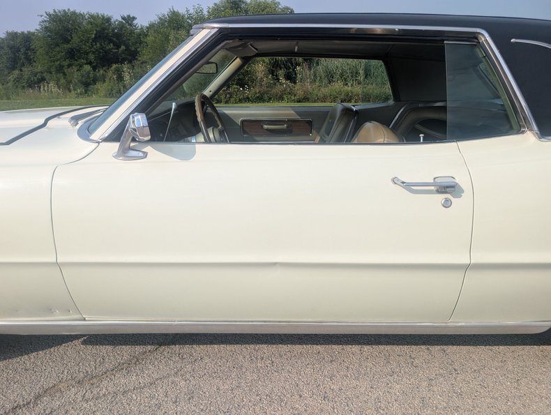 Ford-Thunderbird-1967-Diamond-Green-Green-29