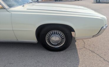 Ford-Thunderbird-1967-Diamond-Green-Green-38