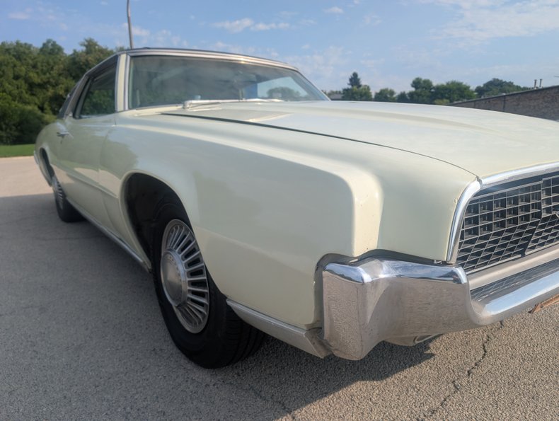 Ford-Thunderbird-1967-Diamond-Green-Green-39
