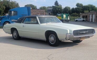 Ford-Thunderbird-1967-Diamond-Green-Green-43