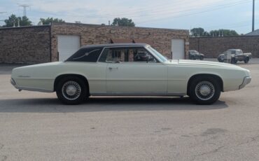 Ford-Thunderbird-1967-Diamond-Green-Green-44