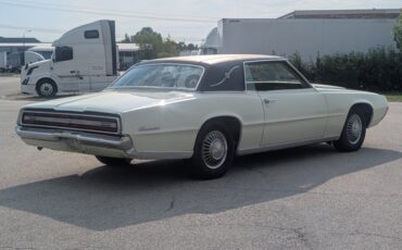 Ford-Thunderbird-1967-Diamond-Green-Green-45