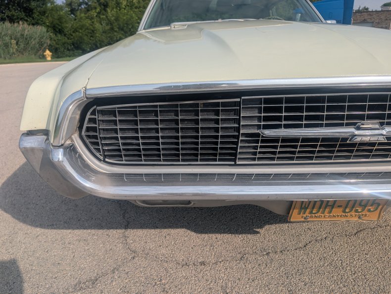 Ford-Thunderbird-1967-Diamond-Green-Green-7