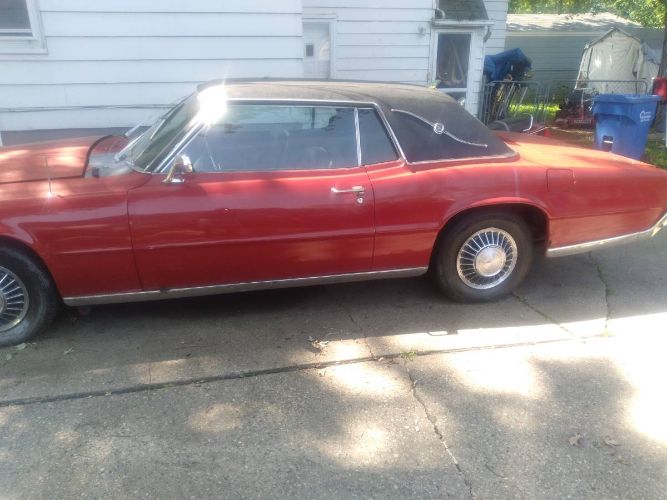 Ford-Thunderbird-1968-Red-8