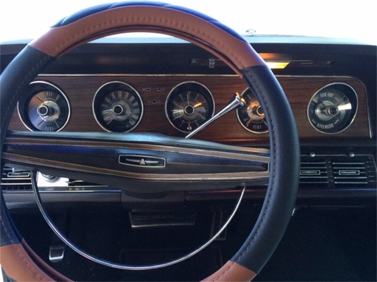 Ford-Thunderbird-1969-Diamond-Blue-Nugget-Gold-7