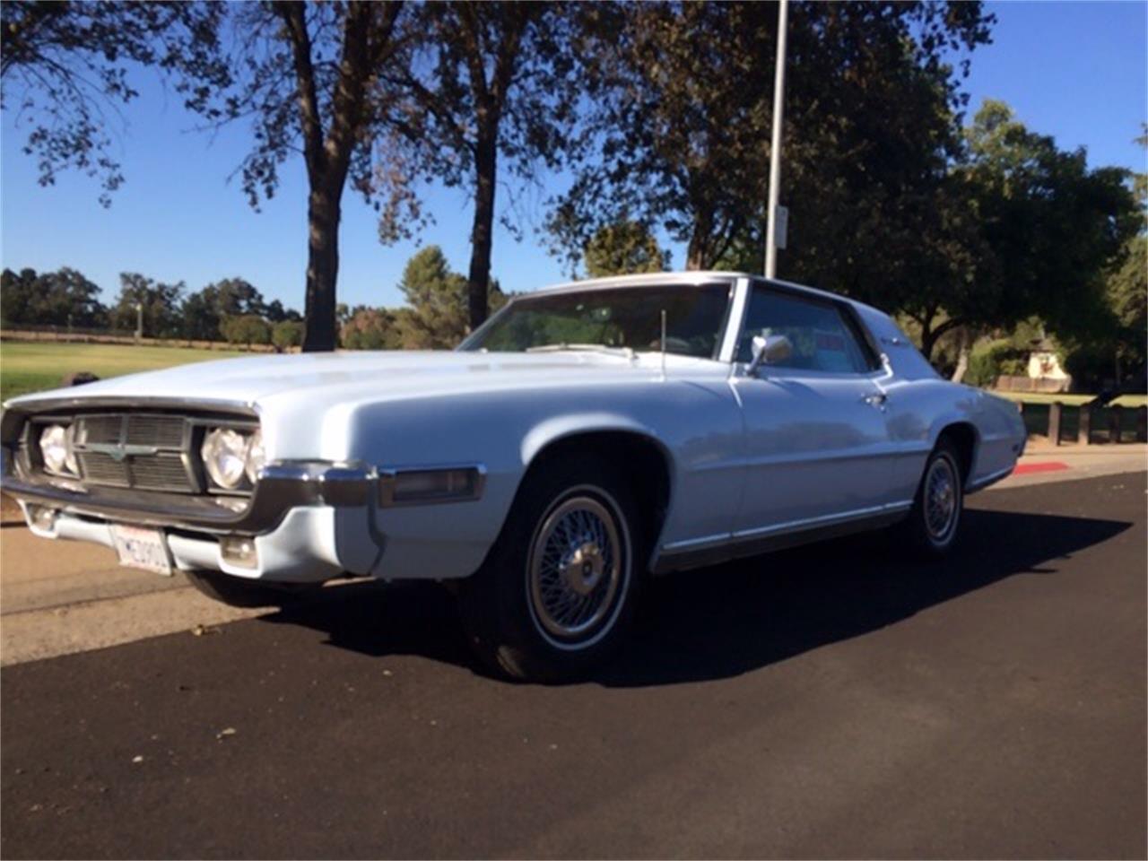 Ford-Thunderbird-1969-Diamond-Blue-Nugget-Gold