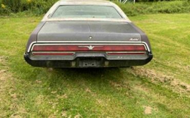 Ford-Thunderbird-1972-Sedan-3