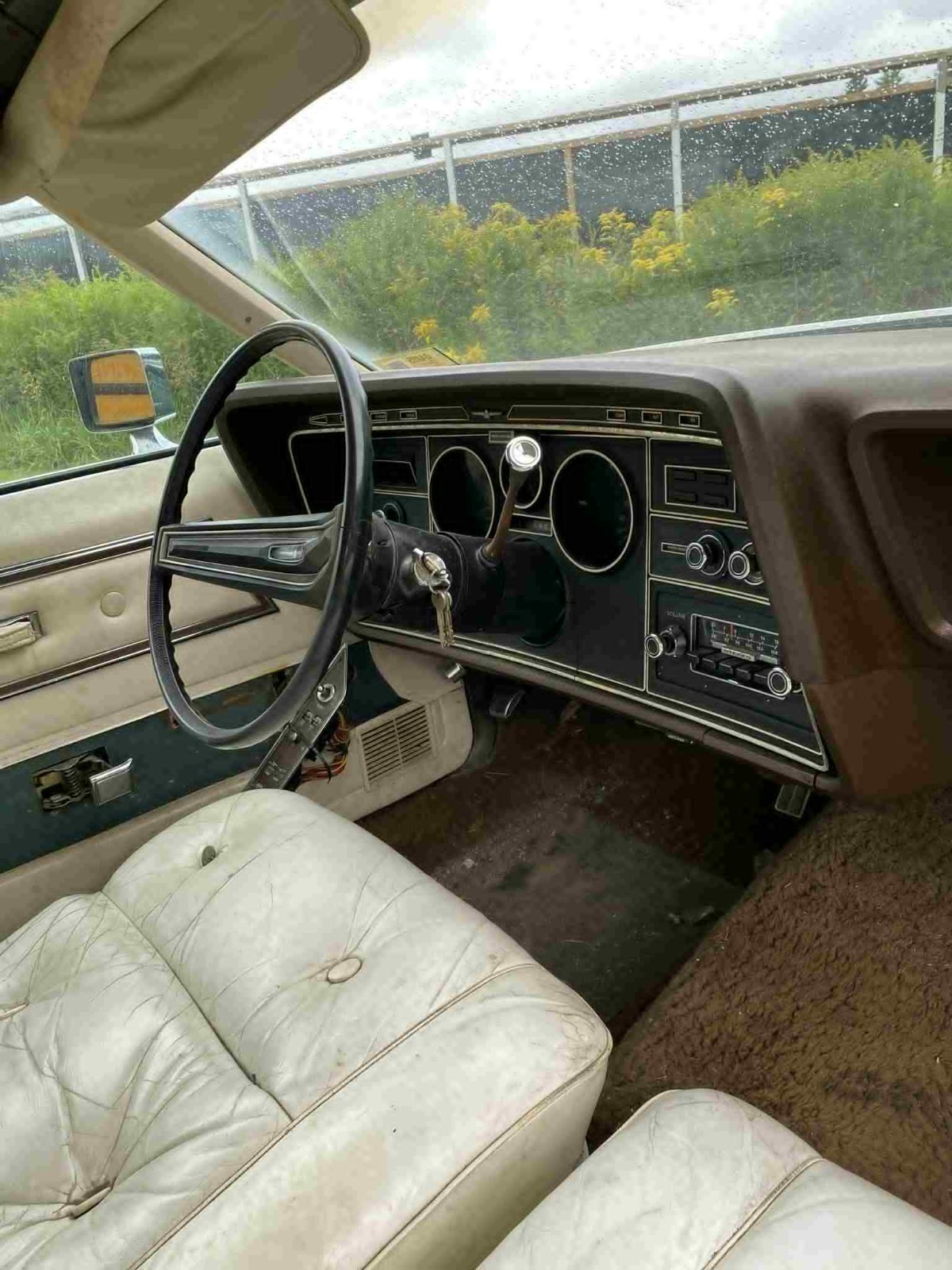Ford-Thunderbird-1972-Sedan-6