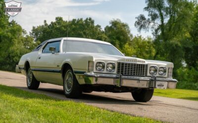 Ford Thunderbird 1976 --