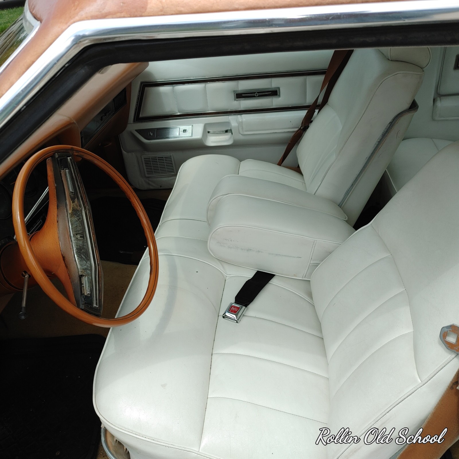 Ford-Thunderbird-1978-Coupe-16