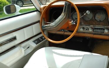 Ford-Thunderbird-1978-Coupe-21