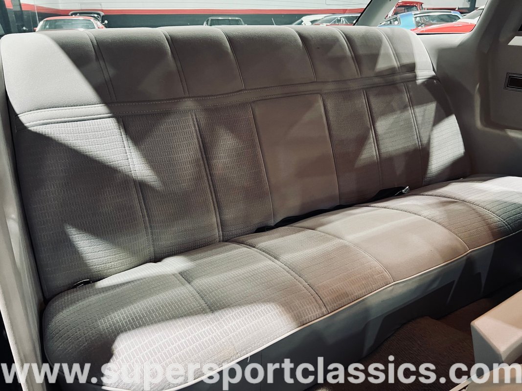 Ford-Thunderbird-1979-Coupe-23