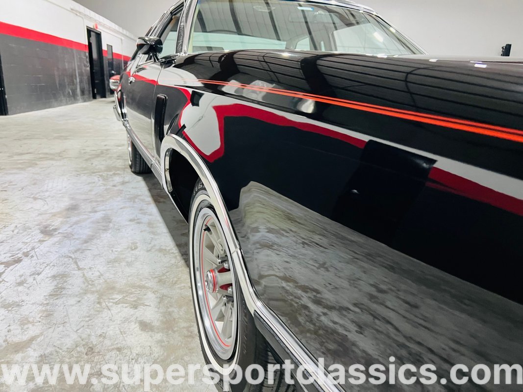 Ford-Thunderbird-1979-Coupe-30