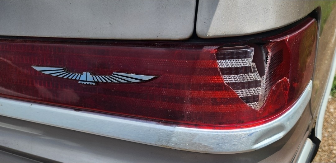 Ford-Thunderbird-1986-Sedan-8