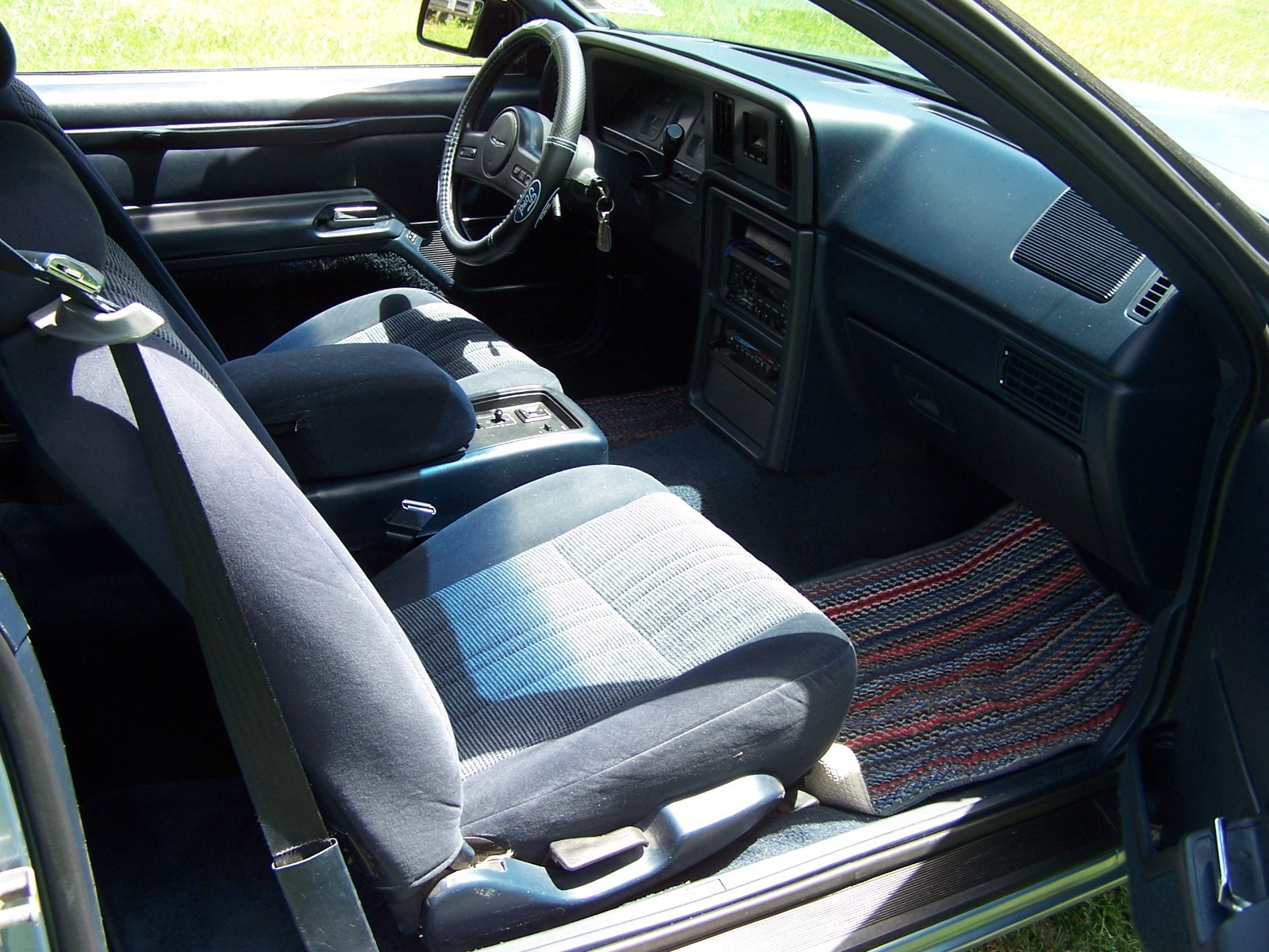 Ford-Thunderbird-1988-Coupe-8