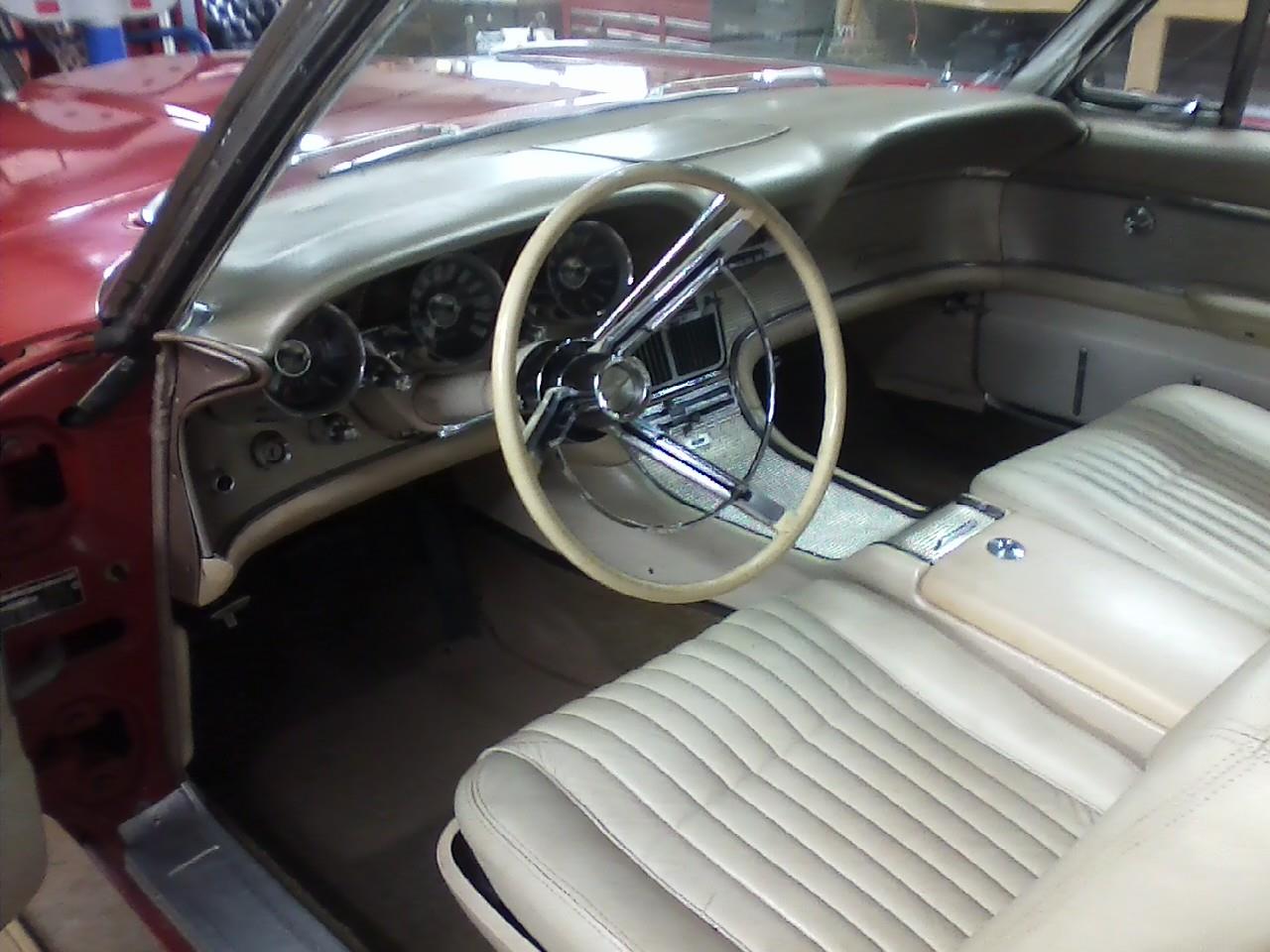 Ford-Thunderbird-m-type-1962-Red-White-20