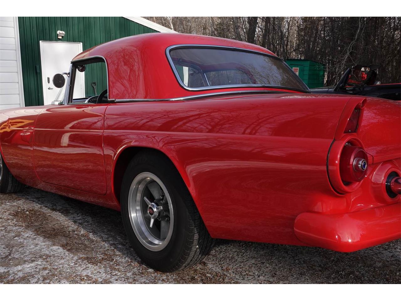 Ford-Thunderbird-sports-roadster-1955-Red-RedWhite-3