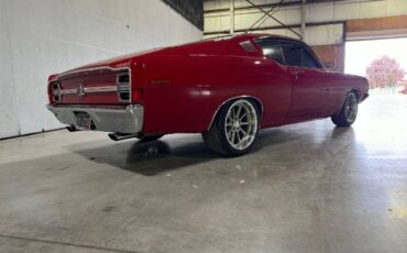 Ford-Torino-1968-Candy-Apple-Red-14