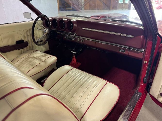 Ford-Torino-1968-Candy-Apple-Red-8