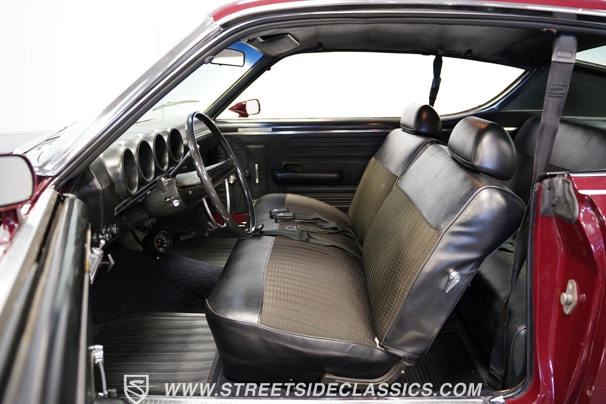 Ford-Torino-1969-Coupe-38