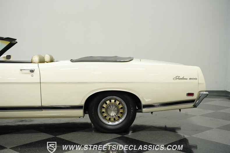 Ford-Torino-1969-Wimbledon-White-Gold-10