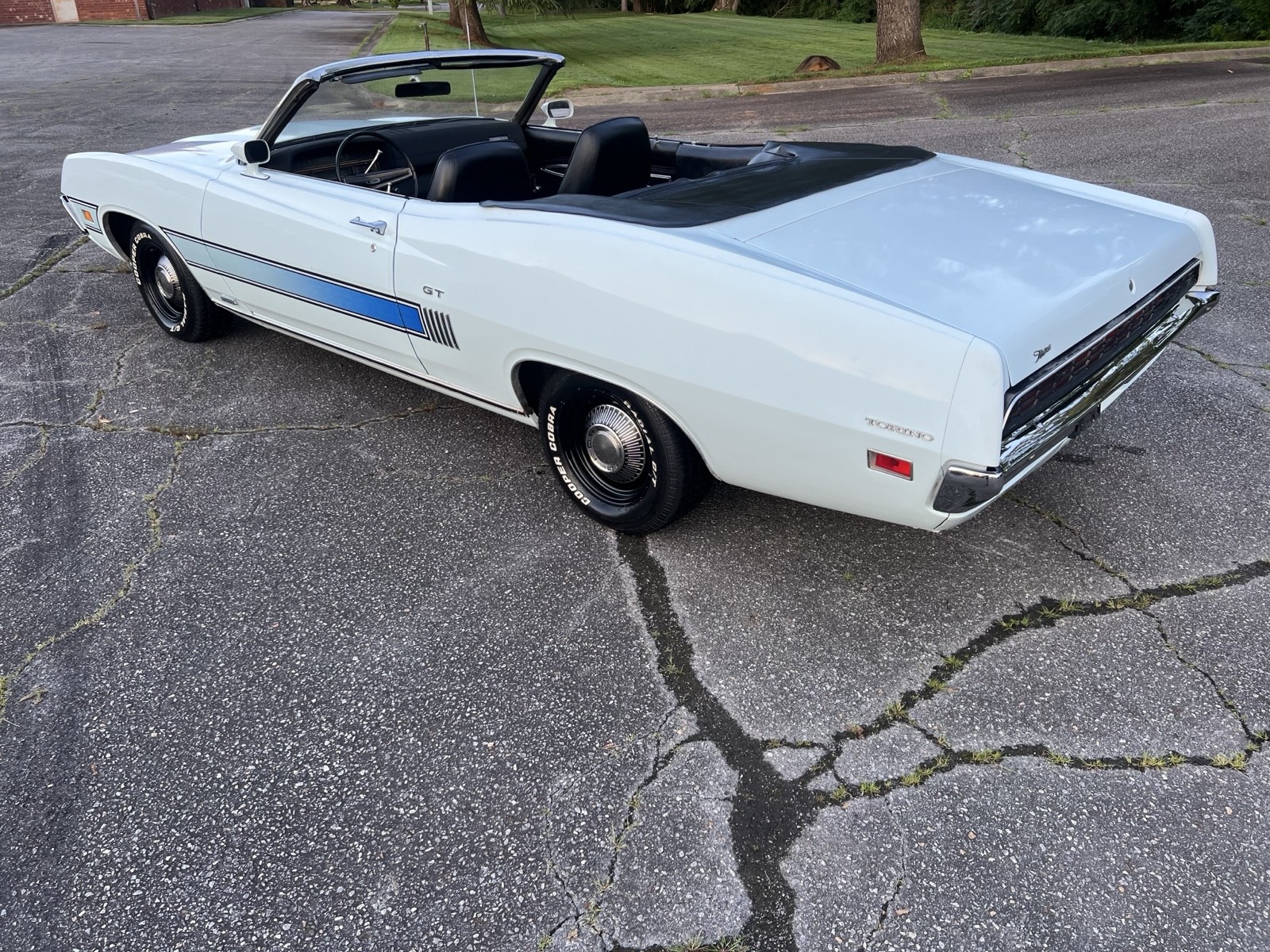 Ford-Torino-1970-6