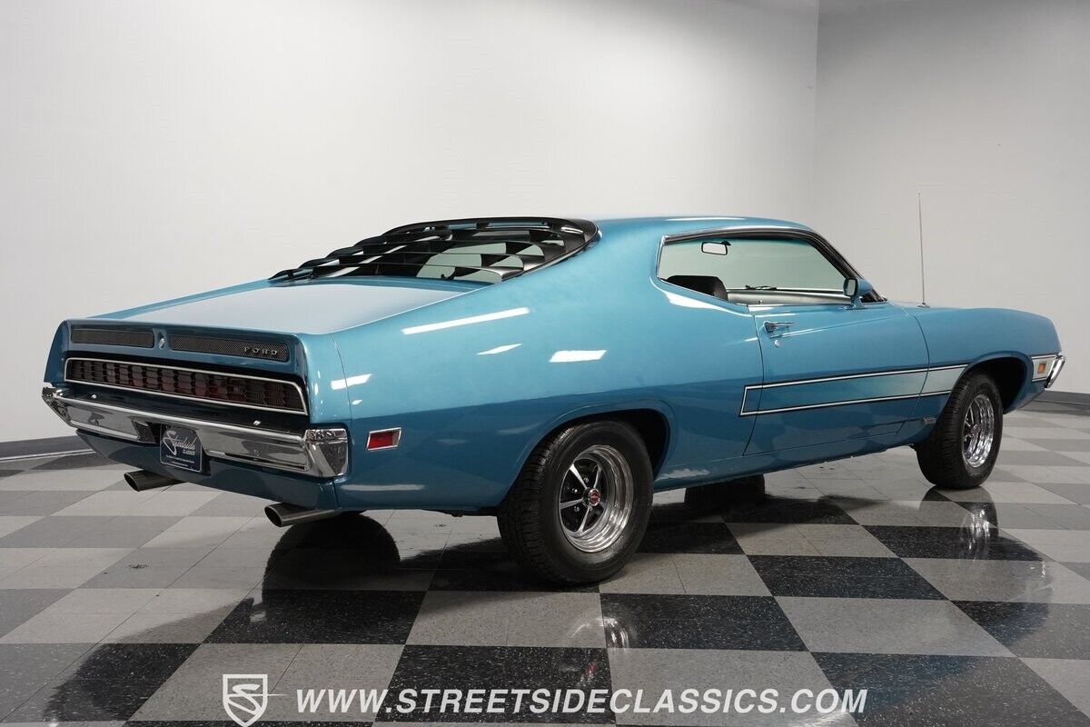 Ford-Torino-1971-Coupe-12