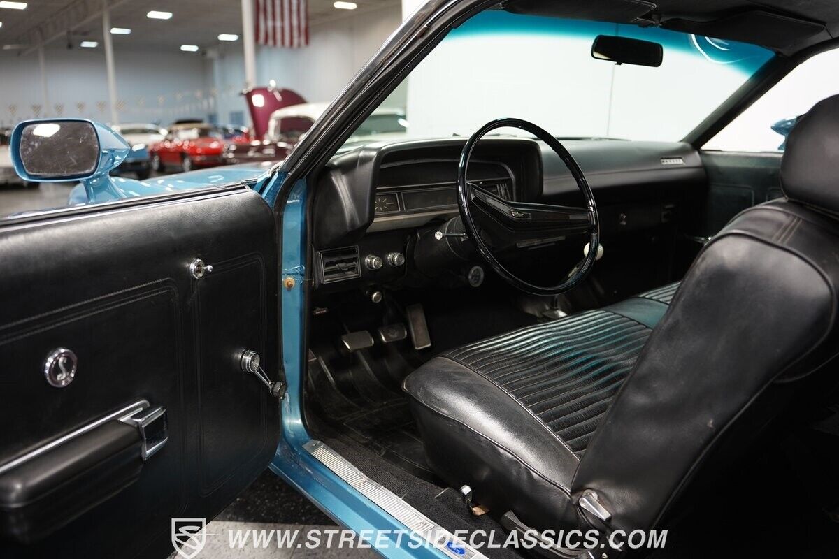 Ford-Torino-1971-Coupe-4