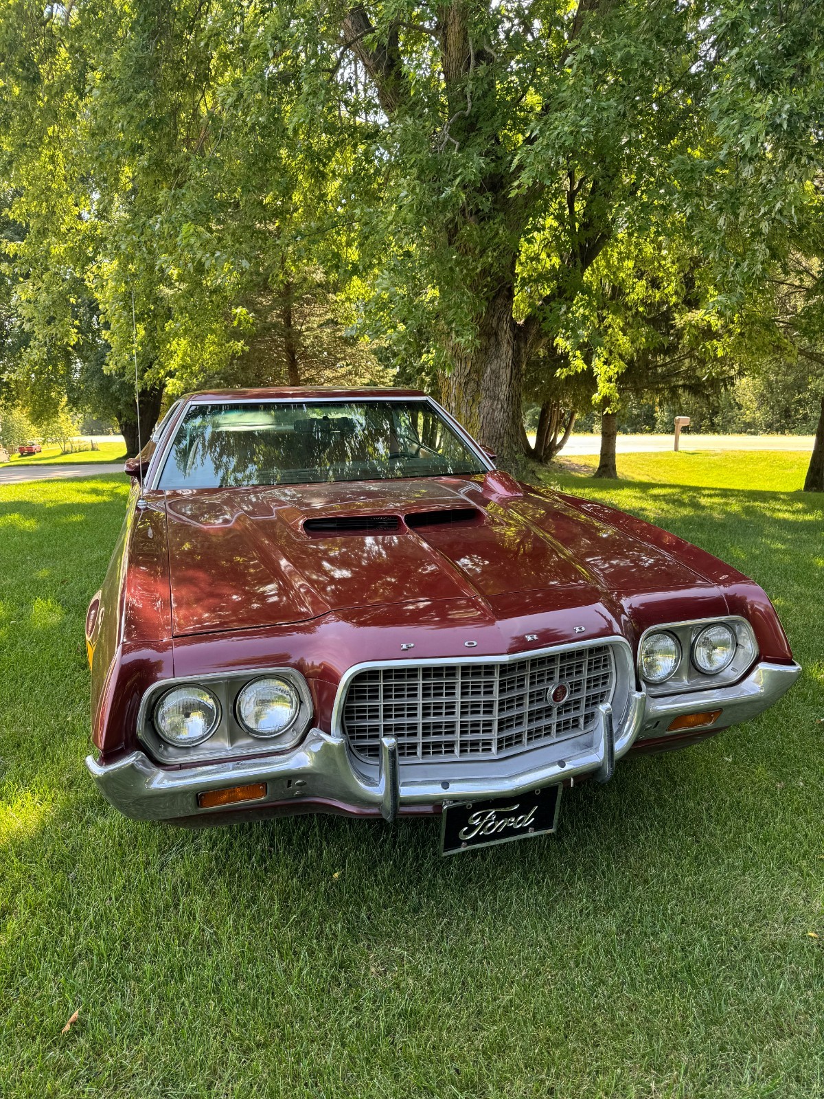 Ford-Torino-1972-Fastback-6