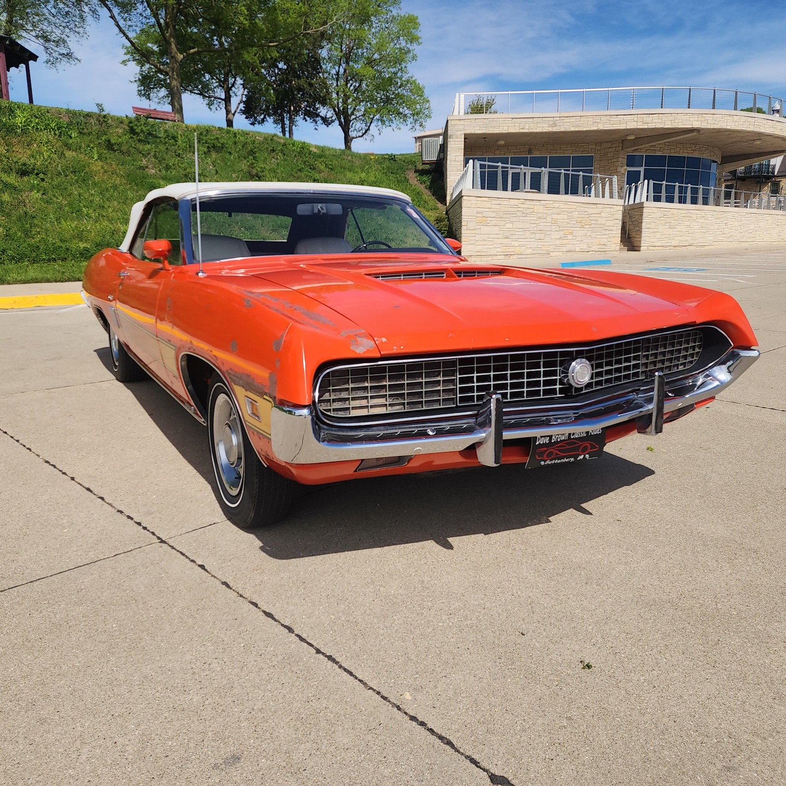 Ford-Torino-GT-1970-Convertible-3