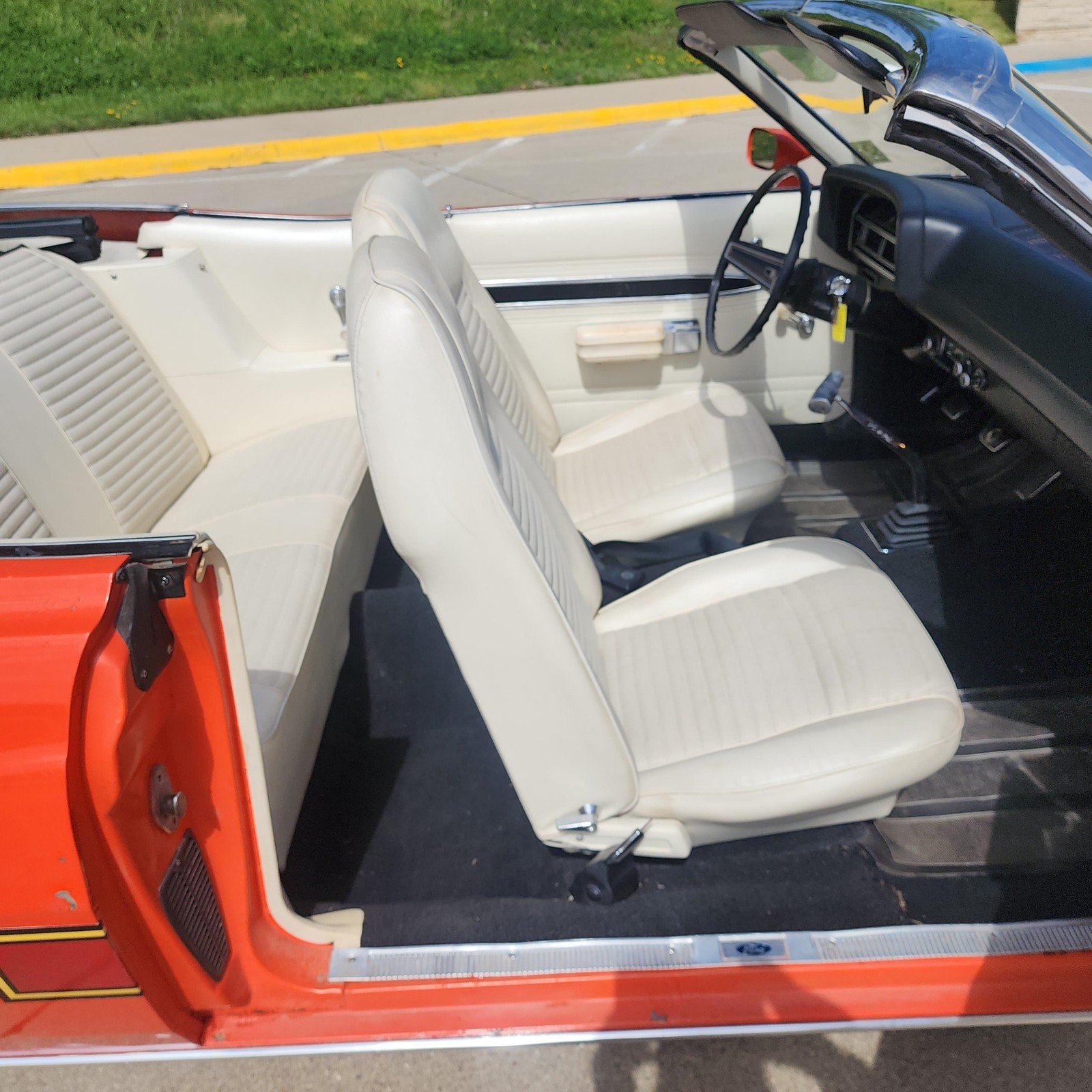 Ford-Torino-GT-1970-Convertible-35
