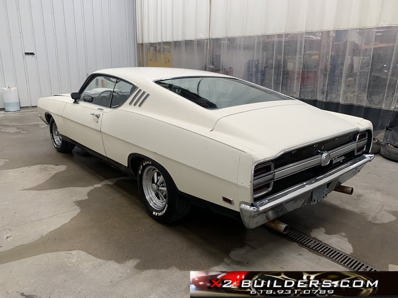 Ford-Torino-Talladega-1969-5