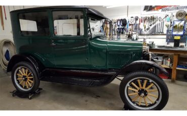 Ford-Tudor-1926-Green-on-Black-Grey-1