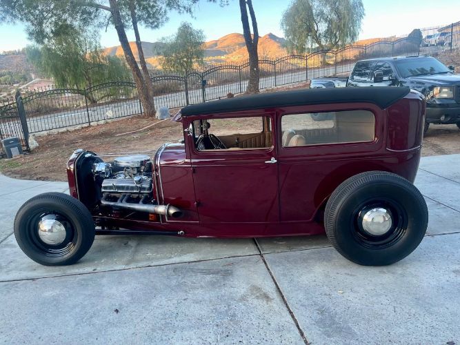 Ford-Tudor-1931-1