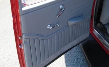 Ford-Tudor-1934-Red-Gray-10
