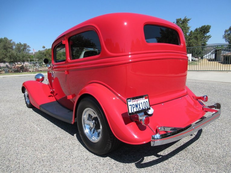 Ford-Tudor-1934-Red-Gray-22