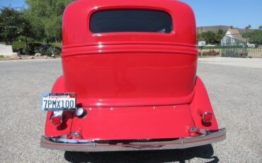 Ford-Tudor-1934-Red-Gray-5