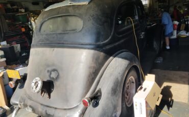 Ford-Tudor-1935-BLACK-BLACK-AND-GRAY-33