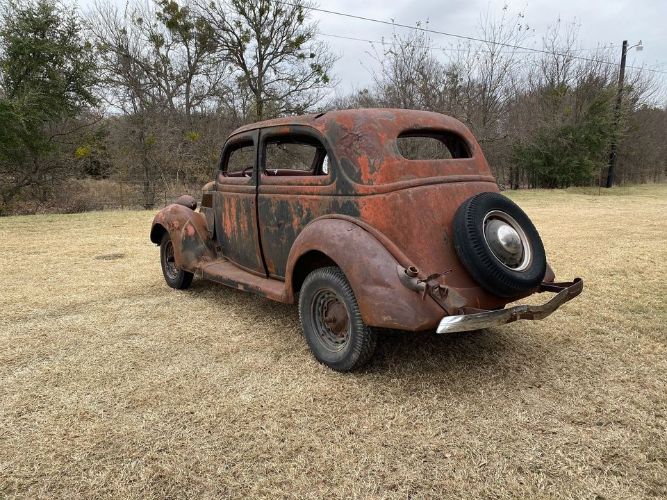 Ford-Tudor-1936-Black-4