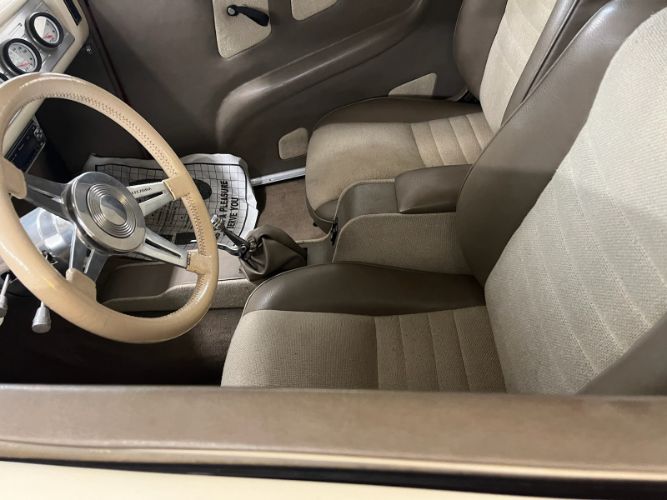 Ford-Tudor-1937-16