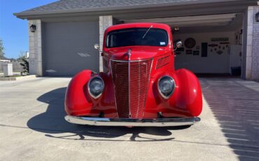Ford-Tudor-1937-Red-Gary-10
