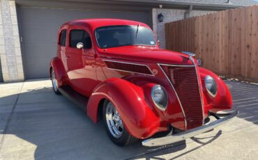 Ford-Tudor-1937-Red-Gary-16