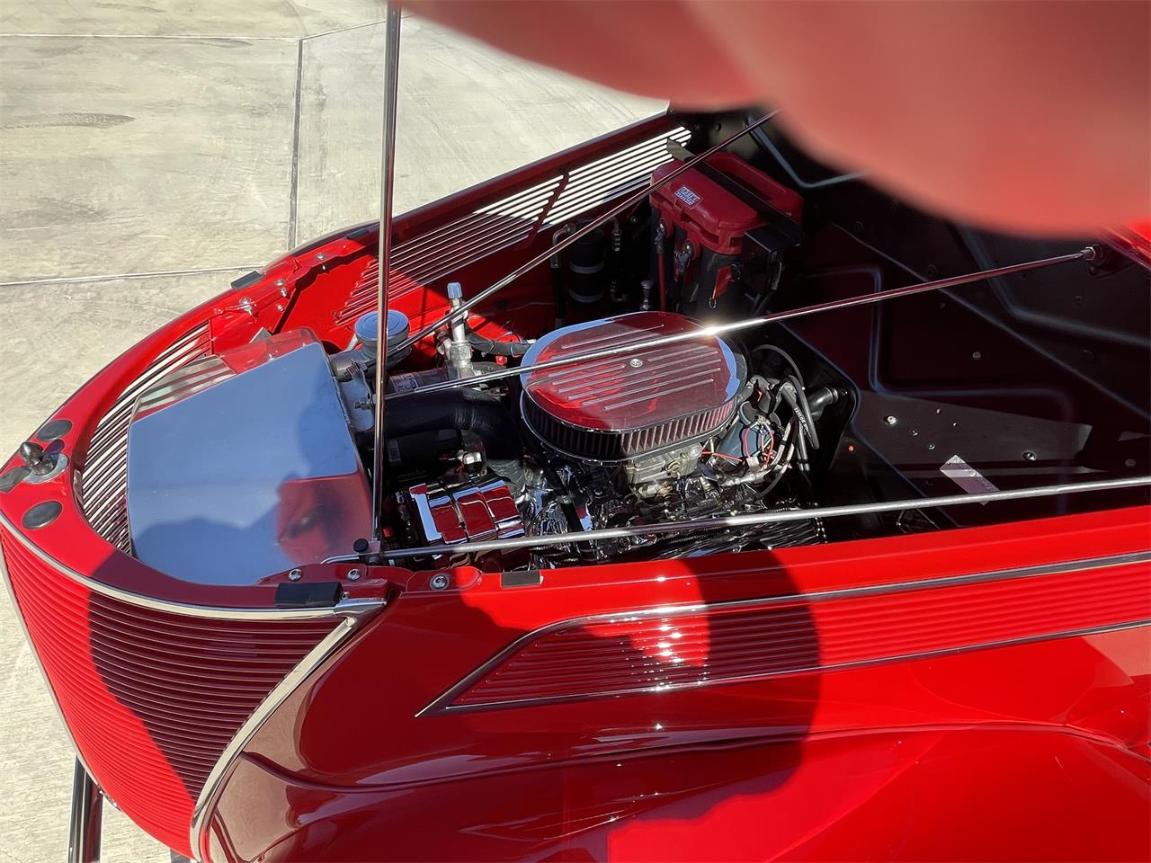 Ford-Tudor-1937-Red-Gary-21