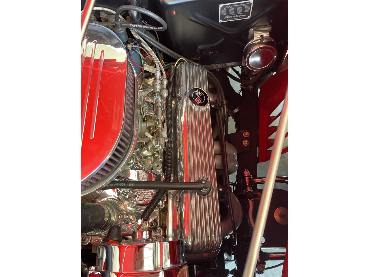 Ford-Tudor-1937-Red-Gary-7