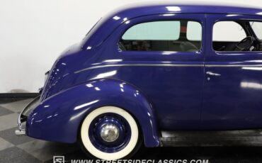 Ford-Tudor-1938-Dark-Blue-Gray-3