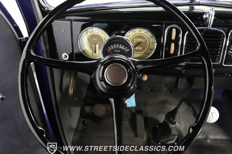 Ford-Tudor-1938-Dark-Blue-Gray-40