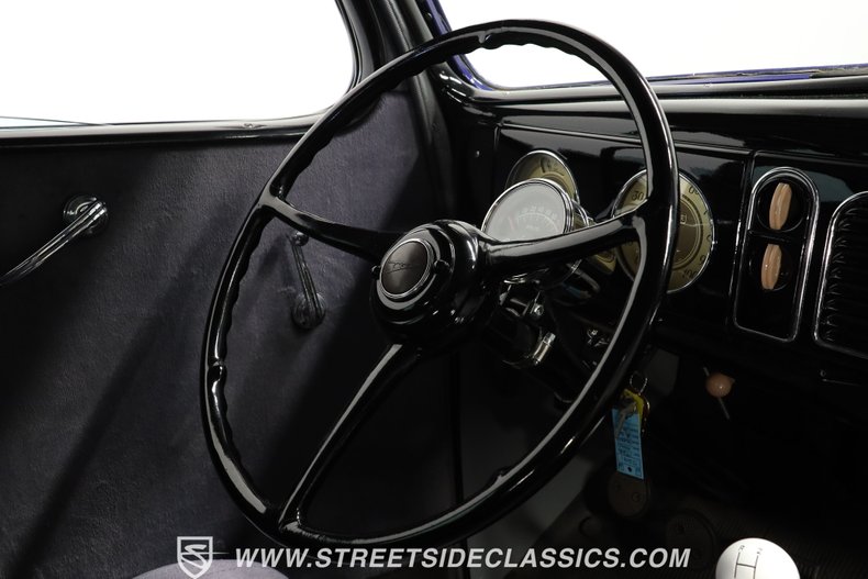 Ford-Tudor-1938-Dark-Blue-Gray-9