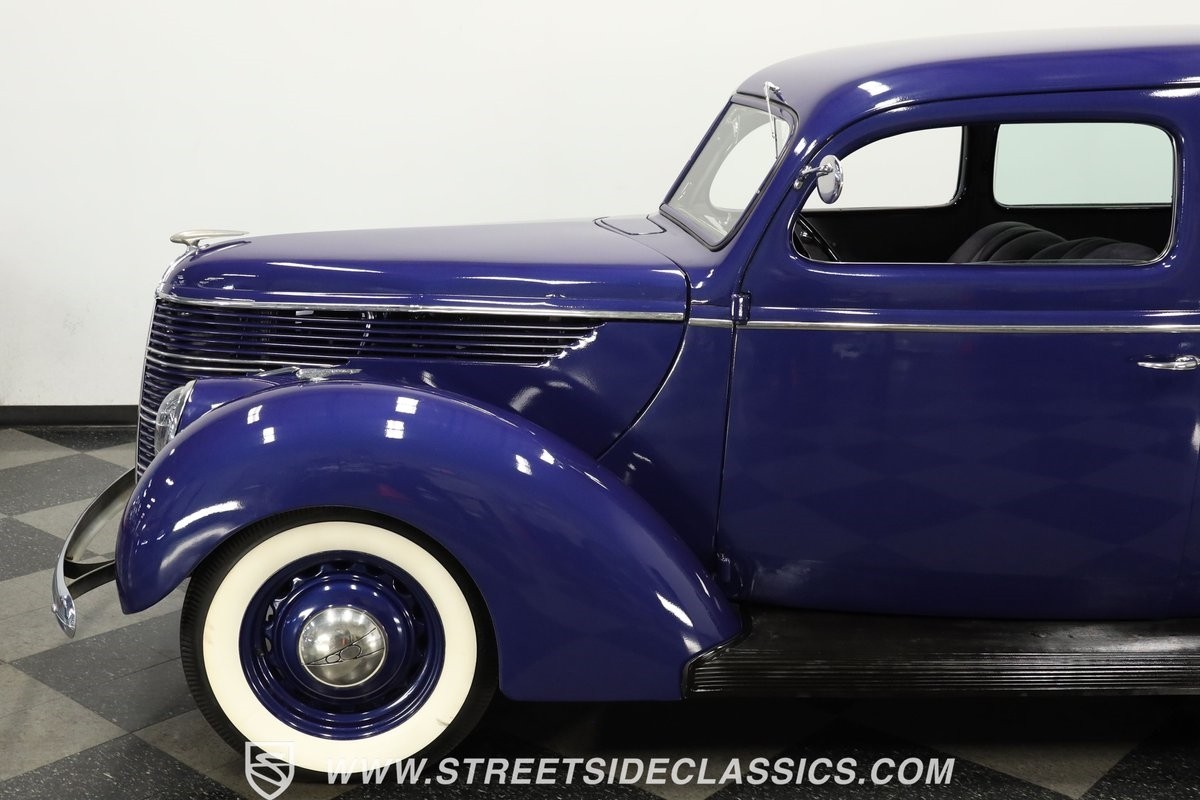 Ford-Tudor-1938-Sedan-22