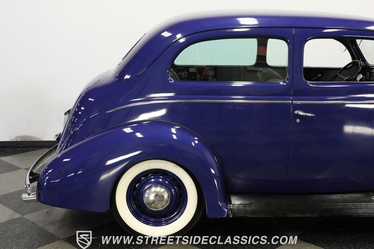 Ford-Tudor-1938-Sedan-27